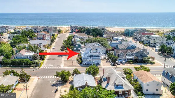 130 Chatsworth Ave #1, BEACH HAVEN, NJ 08008