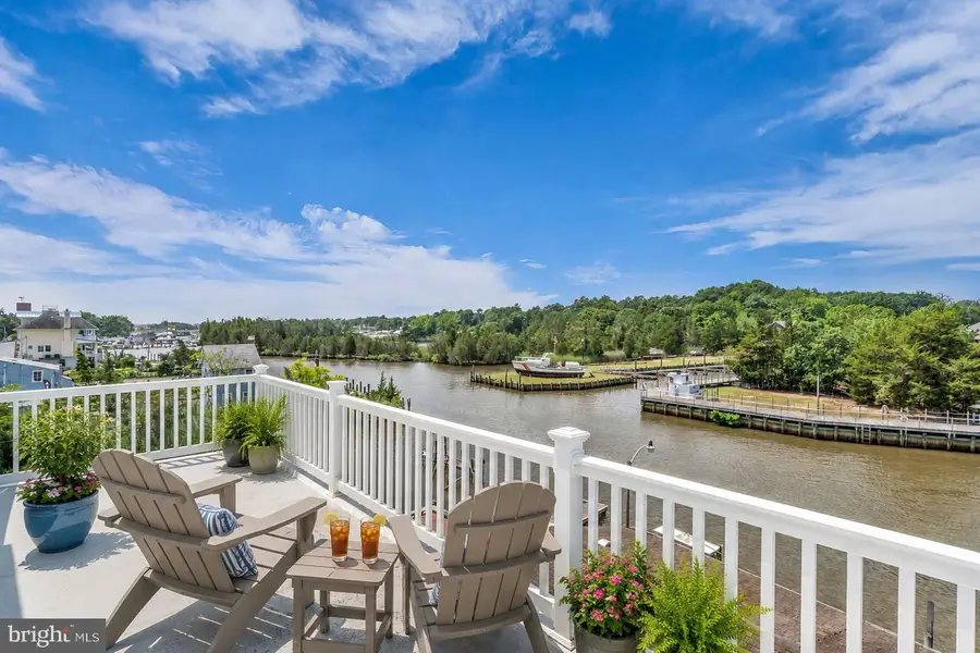 230 S Green St, Tuckerton, NJ 08087 - #2