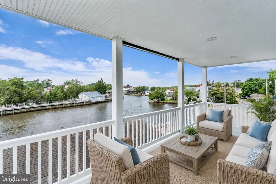 230 S Green St, Tuckerton, NJ 08087 - #3