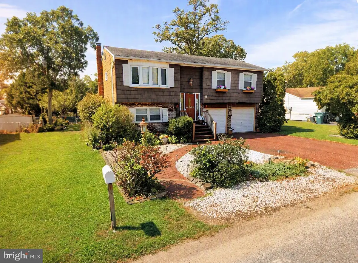 11 Spruce Dr, Little Egg Harbor, NJ 08087 - #1