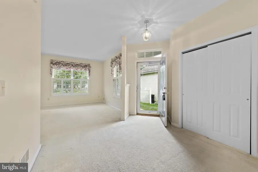 88 Robin La, Barnegat, NJ 08005 - #3