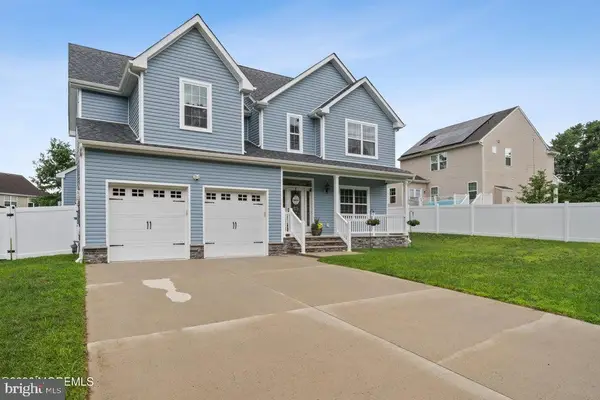 4 Harpoon Dr, BARNEGAT, NJ 08005
