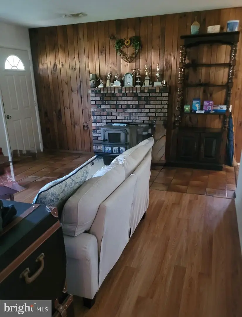 1 Chestnut Way Cir, Barnegat, NJ 08005 - #2