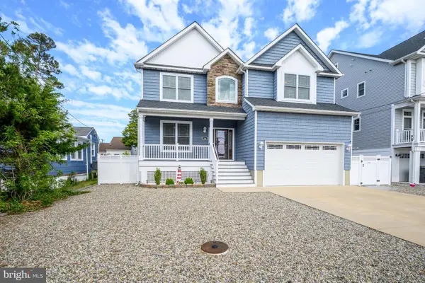 24 Woodhaven Rd, TOMS RIVER, NJ 08753