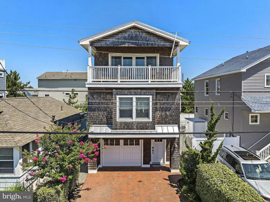 115 E 28th St, Ship Bottom, NJ 08008 - #2