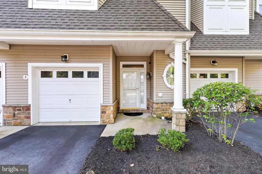 5 Ocean Breeze Ct, Manahawkin, NJ 08050 - #2