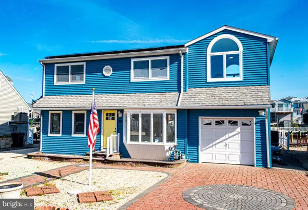 34 Frank Dr, MANAHAWKIN, NJ 08050