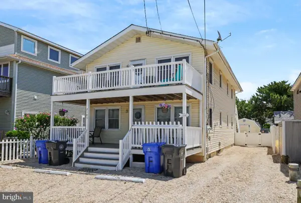 2105 S Bay Ave, BEACH HAVEN, NJ 08008