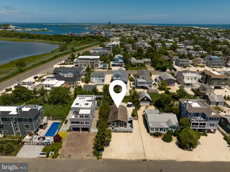 19 W 24th St, Barnegat Light, NJ 08006 - #2
