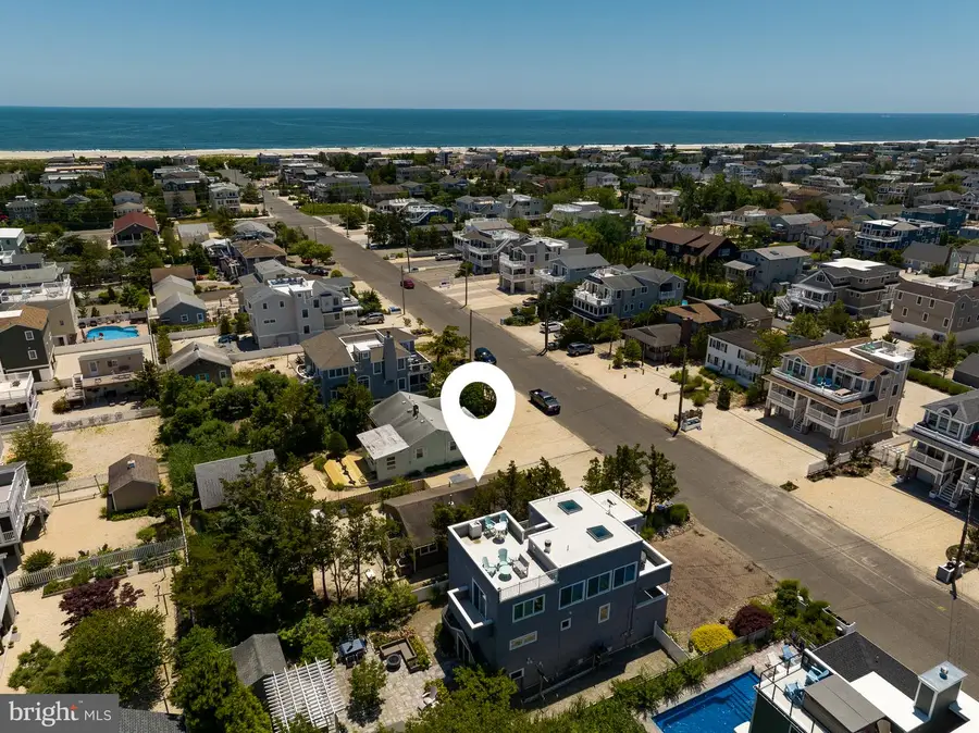 19 W 24th St, Barnegat Light, NJ 08006 - #3