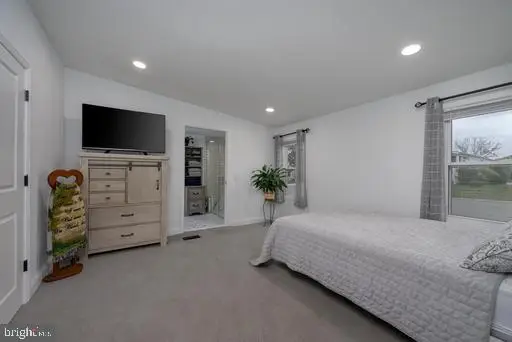 401 Maplehurst Ct, Manchester, NJ 08759 - #3