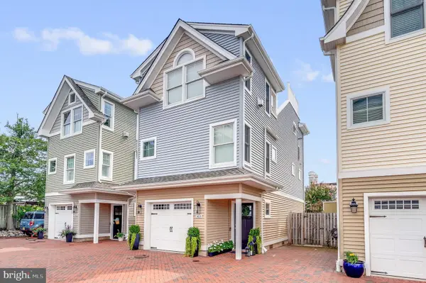 363 W 8th St, SHIP BOTTOM, NJ 08008