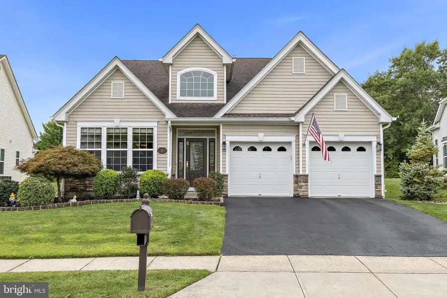 21 Honeysuckle Dr, Manahawkin, NJ 08050 - #2