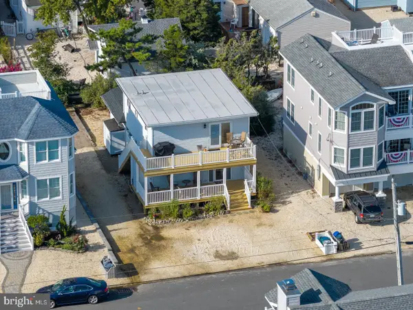 342 N 7th St, SURF CITY, NJ 08008