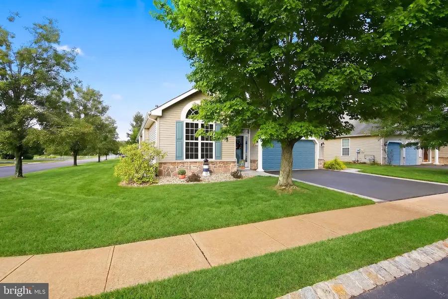 12 Woodview Dr, Manchester, NJ 08759 - #2