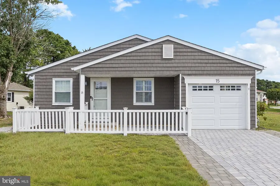 15 Leighton Ct, Toms River, NJ 08757 - #2