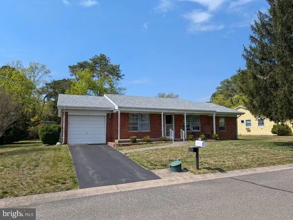 29 Moccasin Dr, MANCHESTER TWP, NJ 08759