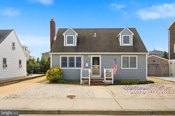 404 Coral St, BEACH HAVEN, NJ 08008