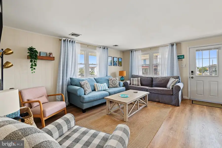 4 E 52nd St, Long Beach, NJ 08008 - #2