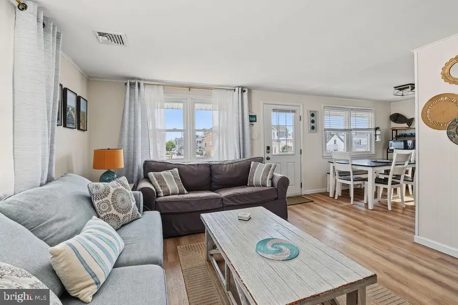 4 E 52nd St, Long Beach, NJ 08008 - #3