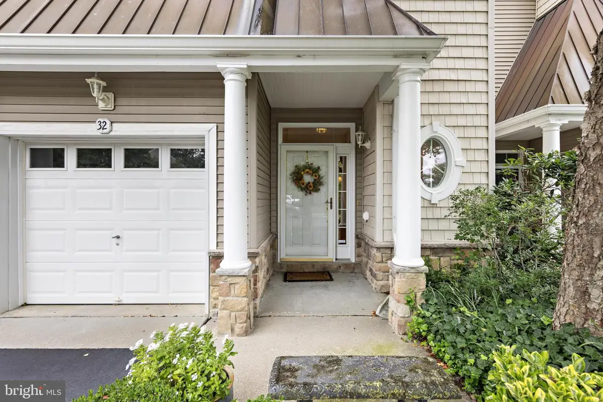 32 Windward Dr, Manahawkin, NJ 08050 - #1