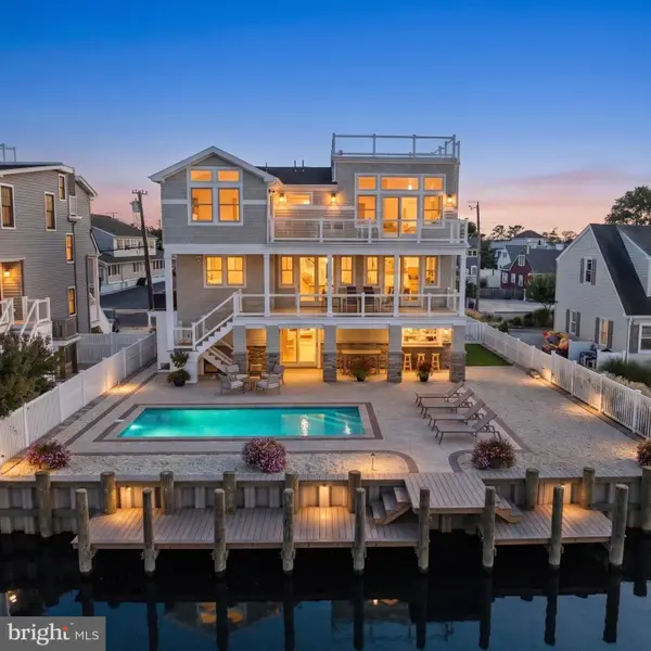 15 W Ohio Ave, LONG BEACH TOWNSHIP, NJ 08008