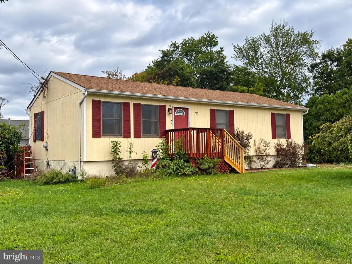 720 Clairmore Ave, Lanoka Harbor, NJ 08734 - #1