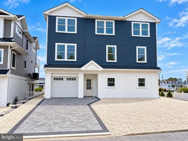 45 Frank Dr, MANAHAWKIN, NJ 08050