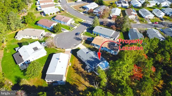 6 Lagos Ct, TOMS RIVER, NJ 08757