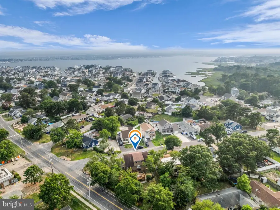 2 Fullerton Dr, Brick, NJ 08723 - #3
