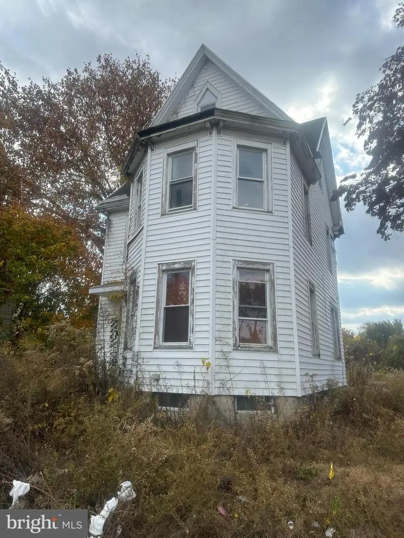 18 Pearl St, Penns Grove, NJ 08069 - Image #3