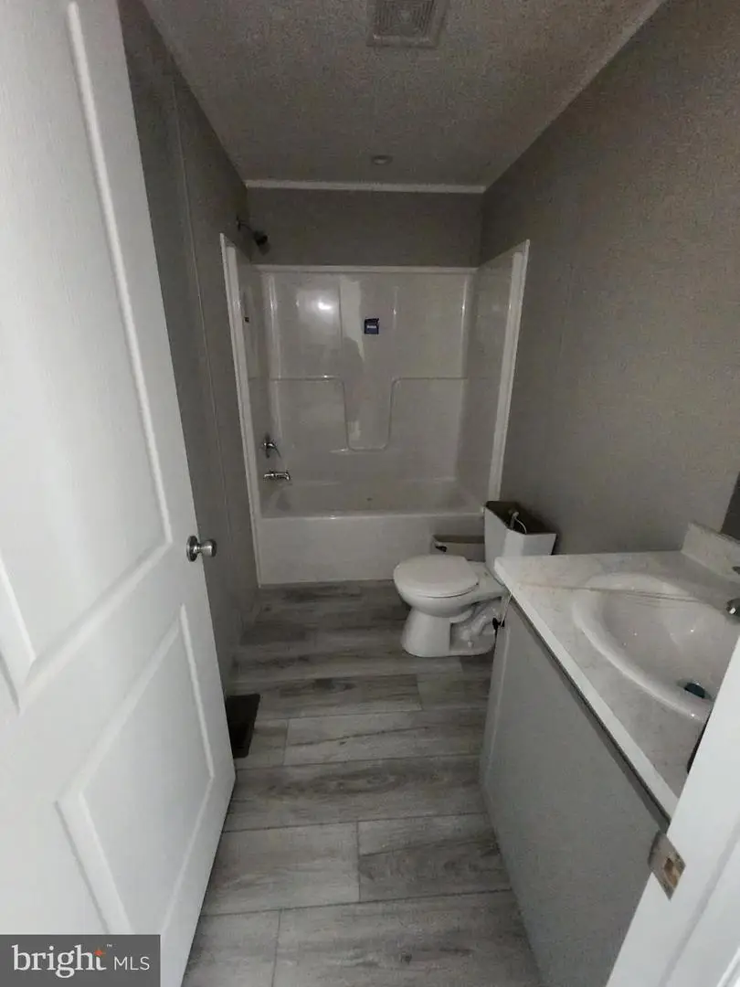 18 Birchwood Dr, Pittsgrove, NJ 08318 - #3