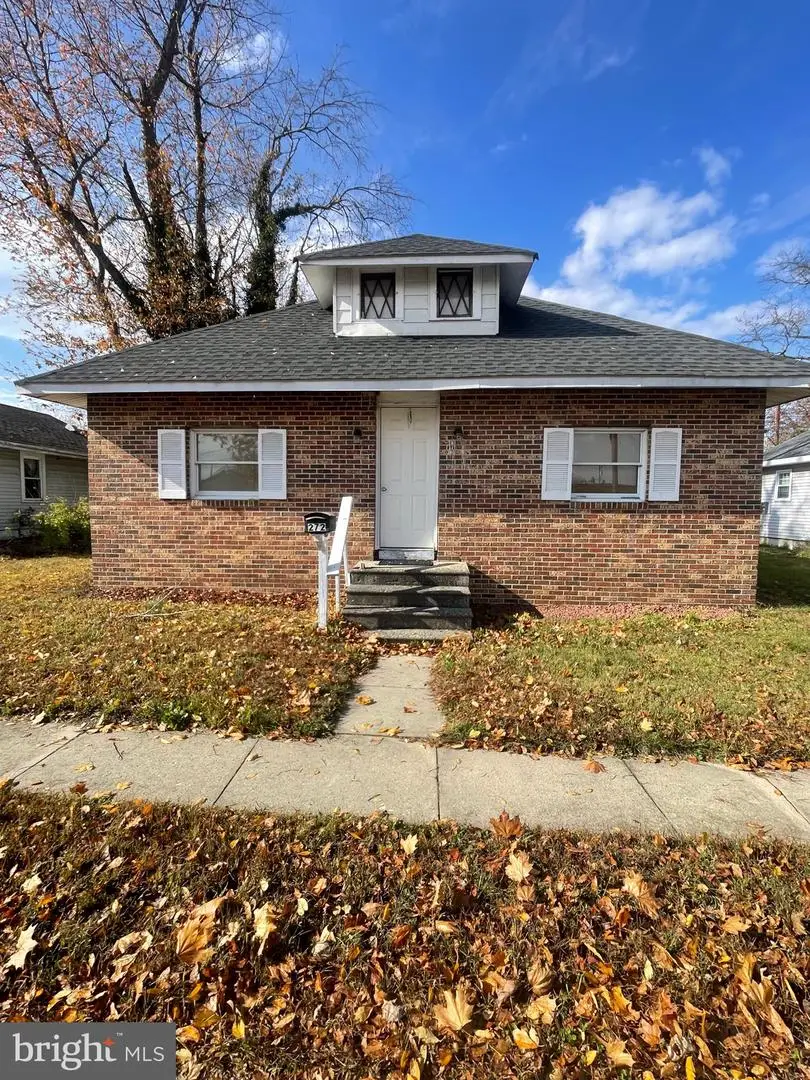 272 Johnson St, Carneys Point, NJ 08069 - Image #1