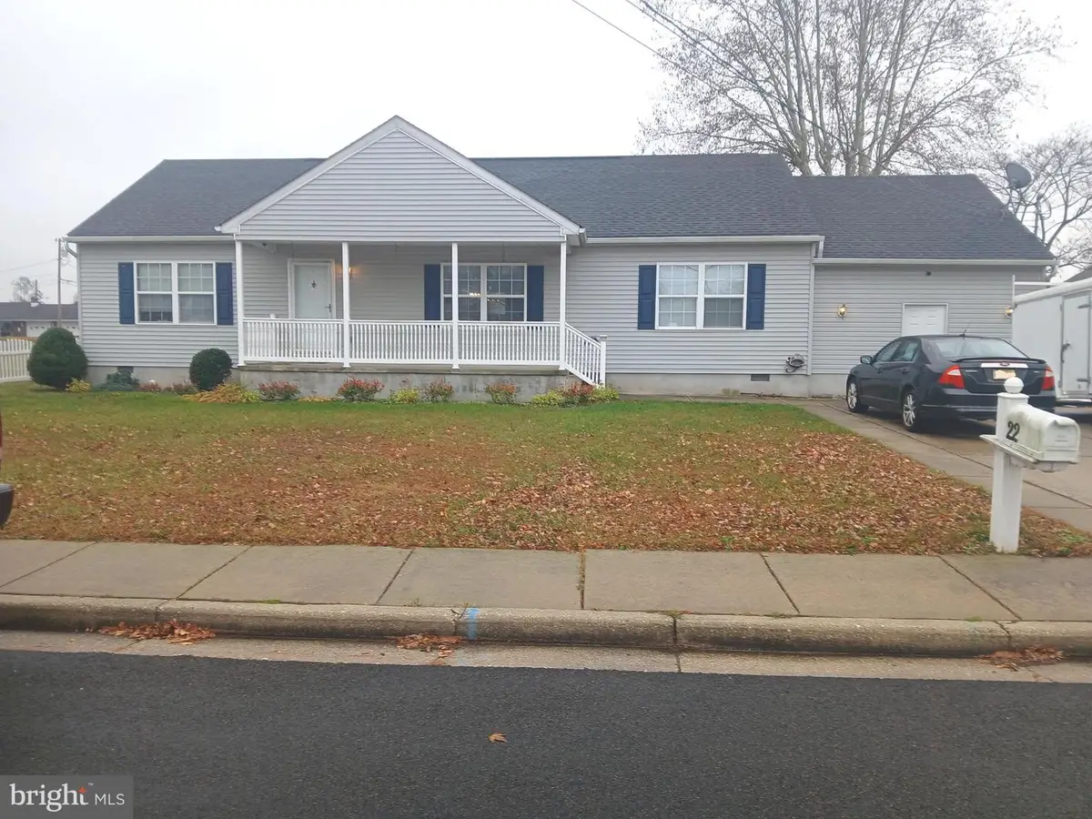 22 Drexel Dr, Pennsville, NJ 08070 - Image #1