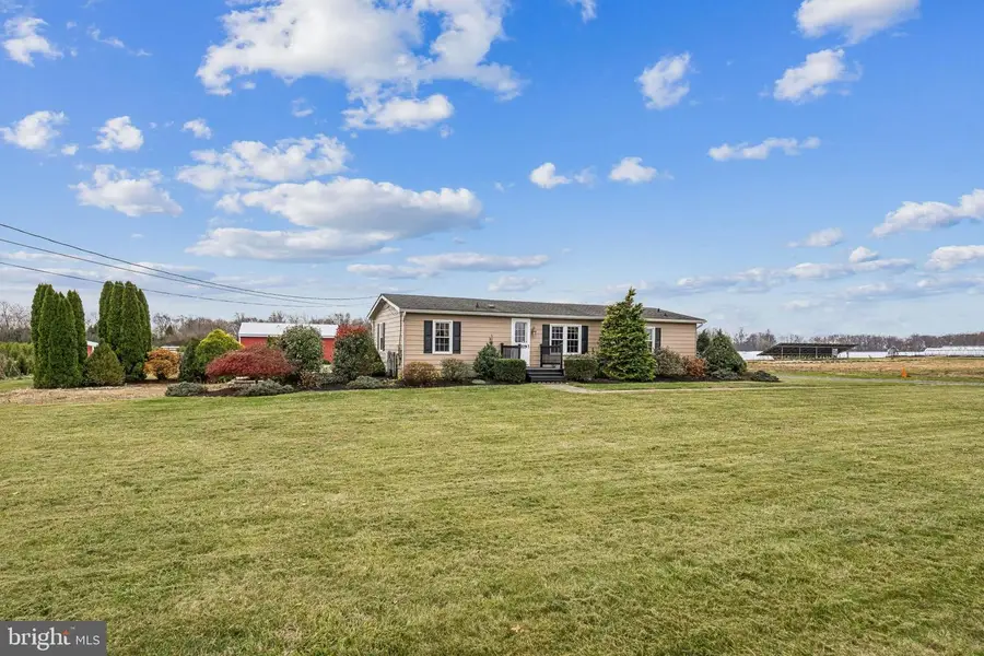 135 Coleman Rd, Elmer, NJ 08318 - Image #2