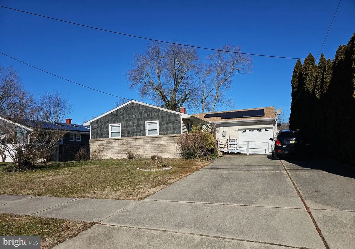 18 Charles Pl, Pennsville, NJ 08070 - Image #1