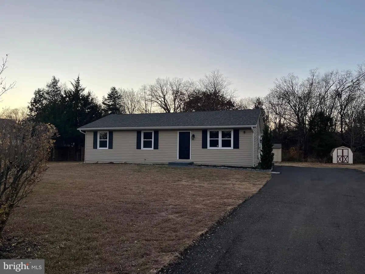 10 N Main St, Pittsgrove, NJ 08318 - Image #1