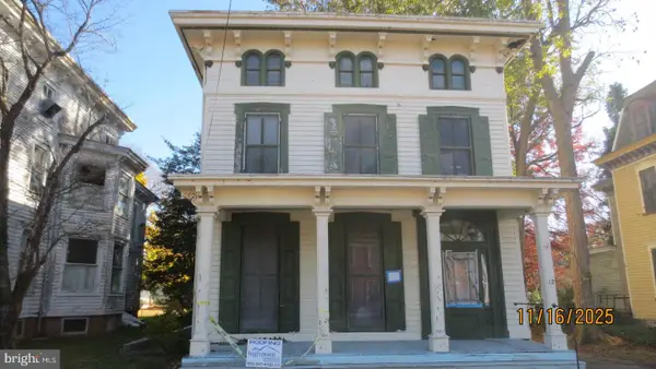 12 Oak St, SALEM, NJ 08079