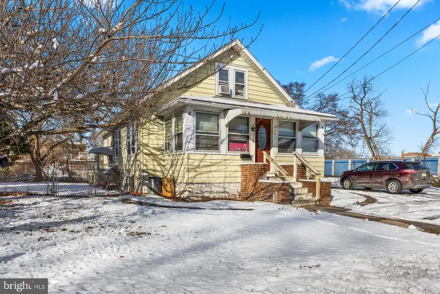 242 N Broad St, Carneys Point, NJ 08069 - Image #2