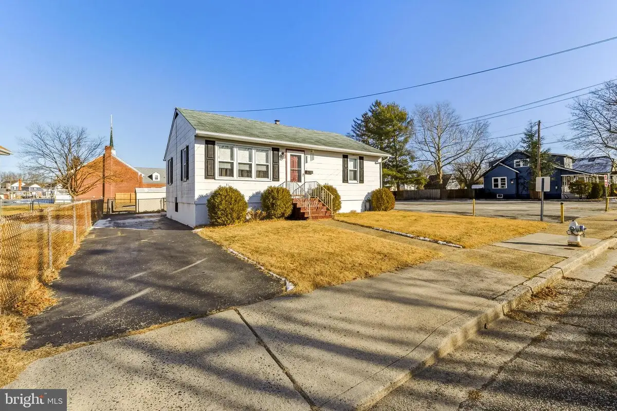 58 Oak St, Pennsville, NJ 08070 - Image #1