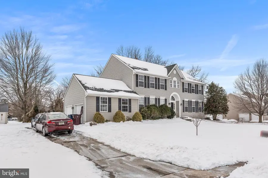 8 Lantern Ln, Woodstown, NJ 08098 - Image #2