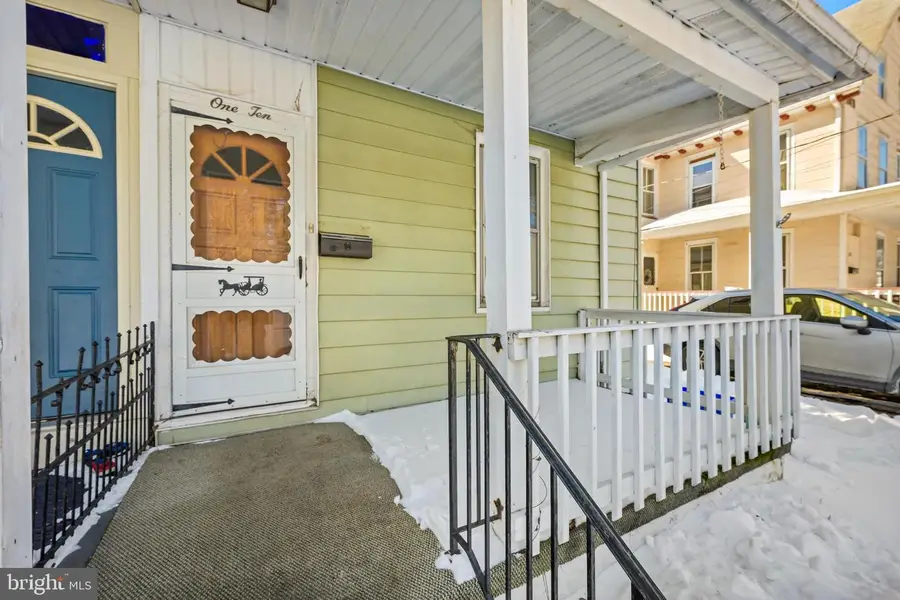 110 W Harmony St, Penns Grove, NJ 08069 - #3