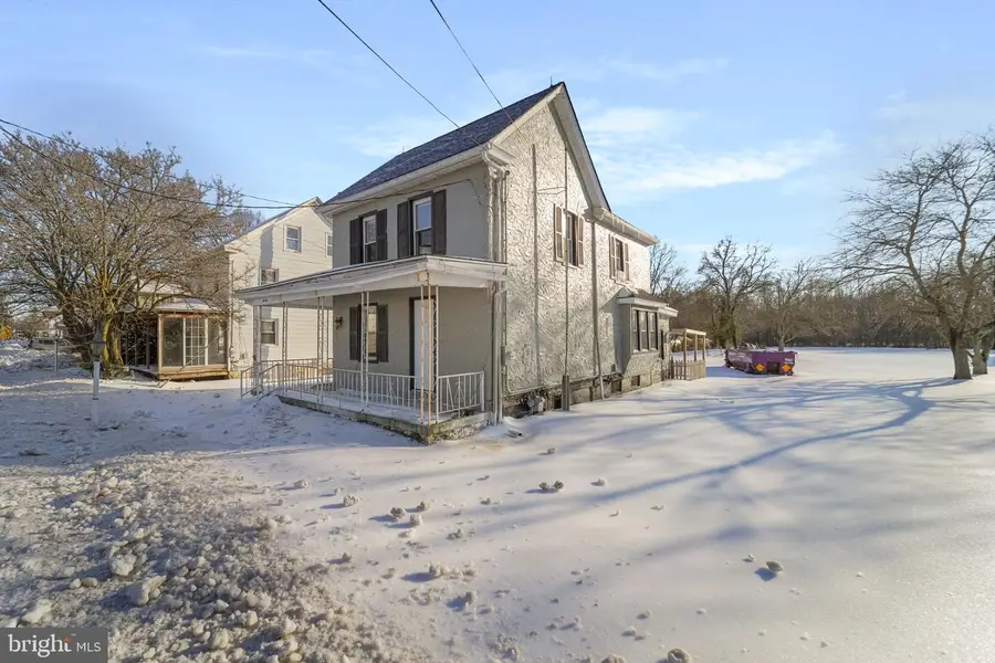 210 Chestnut St, Elmer, NJ 08318 - #2