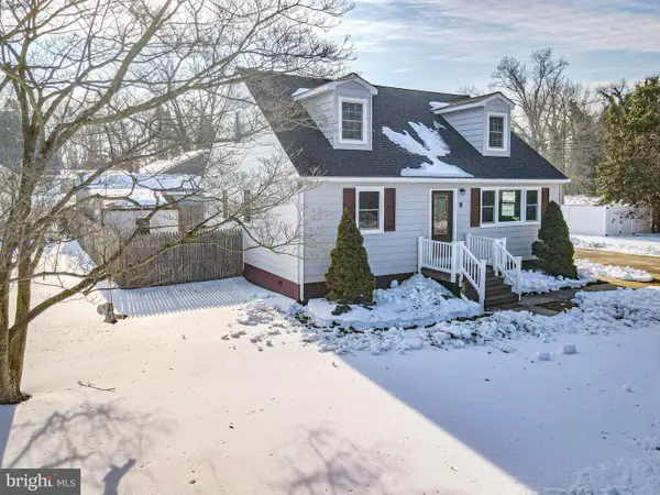 8 Riviera Dr, PENNSVILLE, NJ 08070