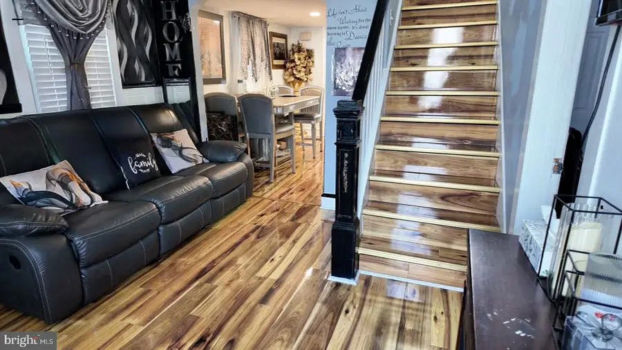 98 Railroad Ave, Penns Grove, NJ 08069 - #3