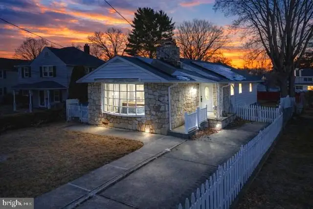 17 Maplewood Ave, Carneys Point, NJ 08069 - #1