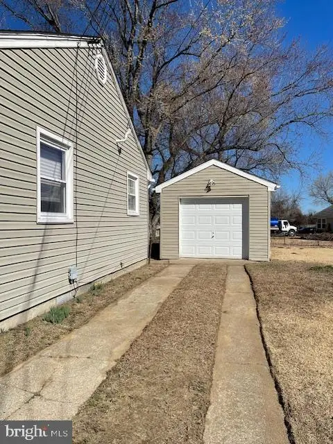 1 Donna Dr, Pedricktown, NJ 08067 - #3