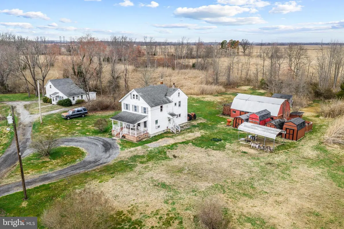 430 E Pittsfield St, Pennsville, NJ 08070 - #1