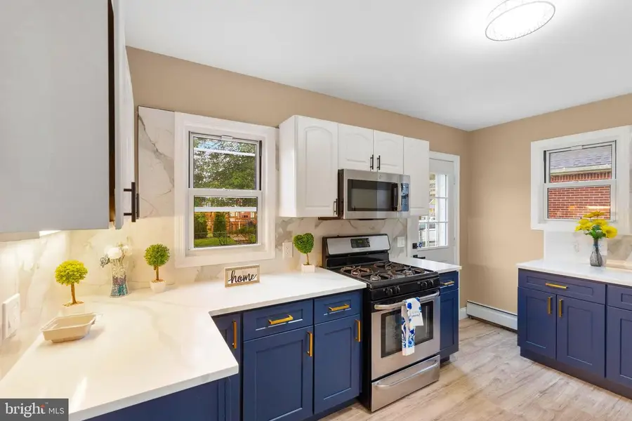 208 9th St, Salem, NJ 08079 - #2