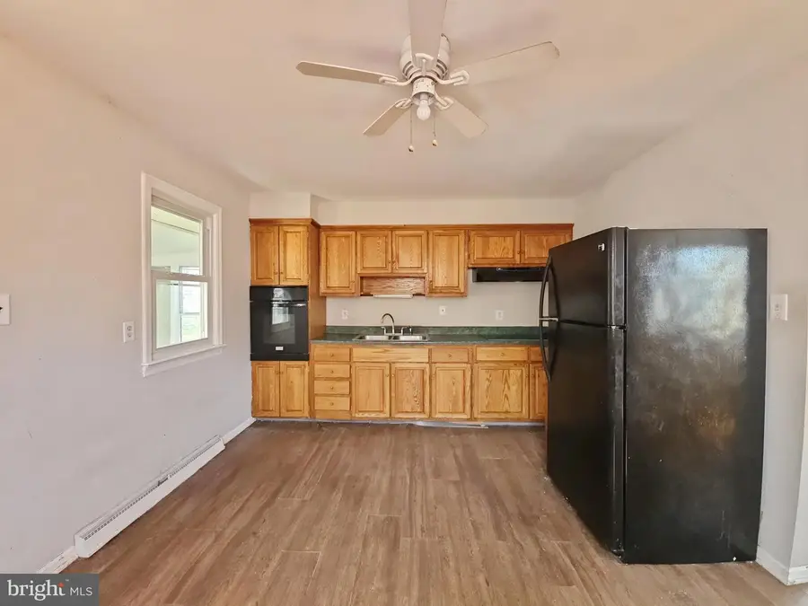 29 Harding Ave, Pennsville, NJ 08070 - #3